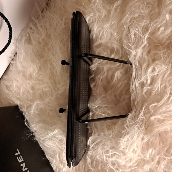 Chanel Mademoiselle Wallet in Good Condition - Picture 8 of 17